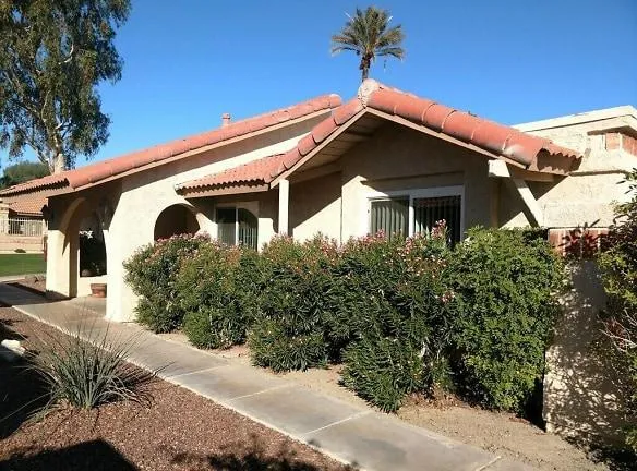 49181 Eisenhower Dr - Indio, CA 92201 - Home For Rent