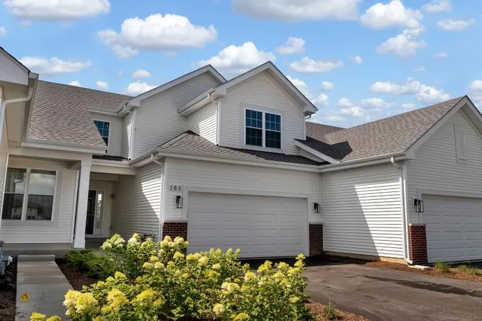 179 Dorset Avenue, Oswego, IL 60543 for Rent