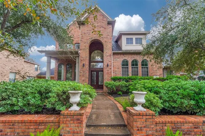 18802 N Thomas Shore Dr, Cypress, TX 77433 for Rent