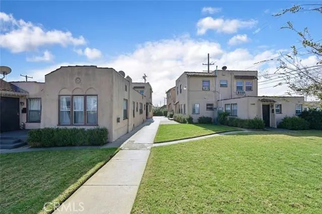 2400 SANTA ANA ST, Huntington Park, CA 90255 Multi Family For Sale  MLS# PW24015291 for Rent