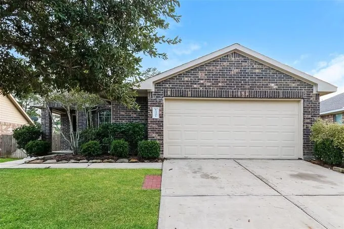 13421 Raintree Dr, Montgomery, TX 77356 for Rent
