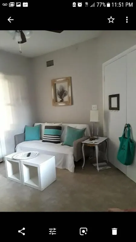 Room for Rent w/share amenities