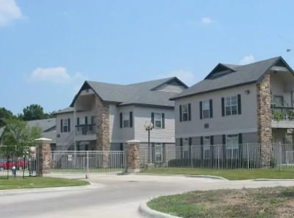 Almeda Park Apartments - 10950 Tanner Park Ct - Houston, TX Apartments for Rent