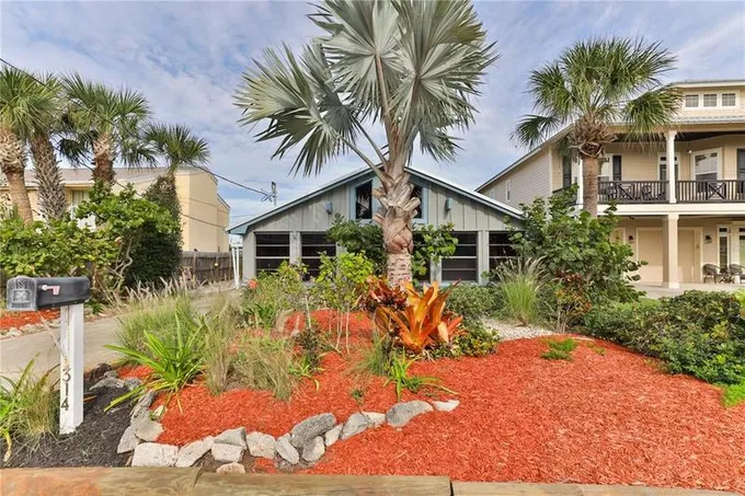 314 Due E Street, New Smyrna Beach, FL 32169 for Rent