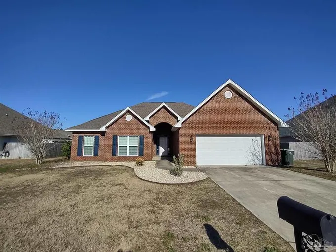 8746 Bradfield Drive, Pensacola, FL 32507 for Rent