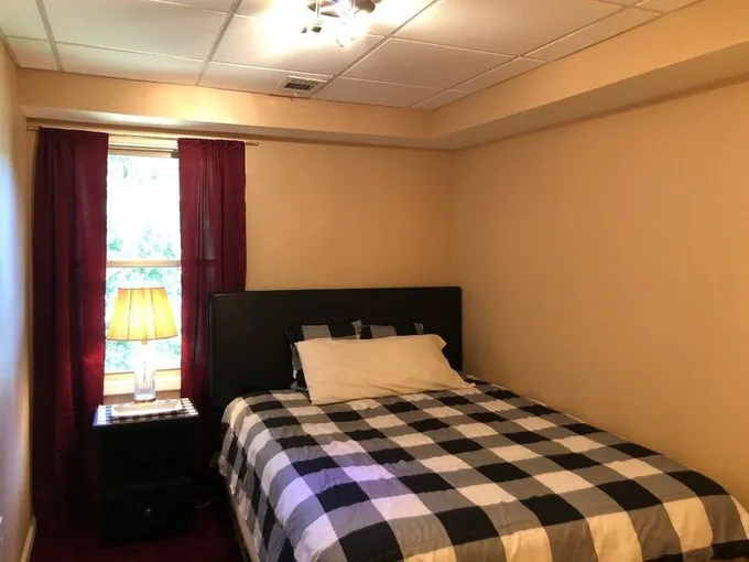 $700 / 1br - FURNISHED BDRM with SEMI-PRIV BATH - AVAIL 3/15/24 (Kennesaw / for Rent