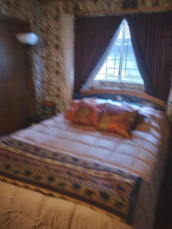 1 bedroom for rent~Single occupancy