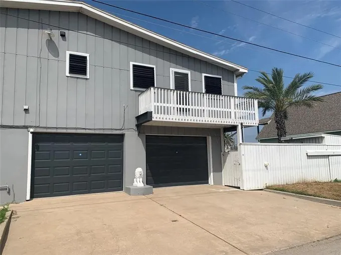 2128 59th Street Galveston Texas 77551 for Rent