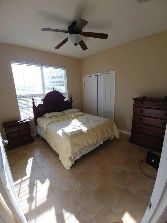 LPGA Golf Room for Rent! All Utilities Included! No Deposit! Flat Rate