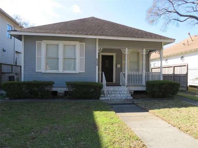 535 Arlington Street Houston Texas 77007 for Rent