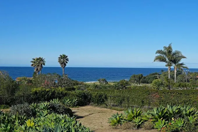 OCEAN VIEW Zuma Beach Studio Guest House for Rent