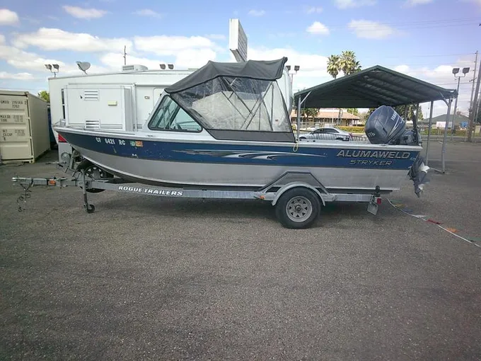 2005 Alumaweld fishing boat Stryker Aluminum for Sale