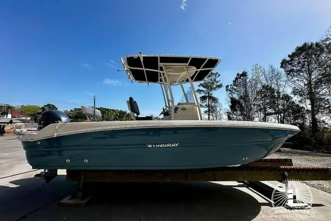 2021 Stingray 216 CC for Sale