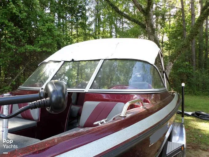 2015 Stratos 486 SF for Sale