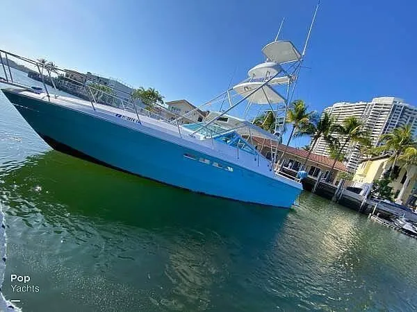 1985 Chris-Craft 333 Commander Sport for Sale