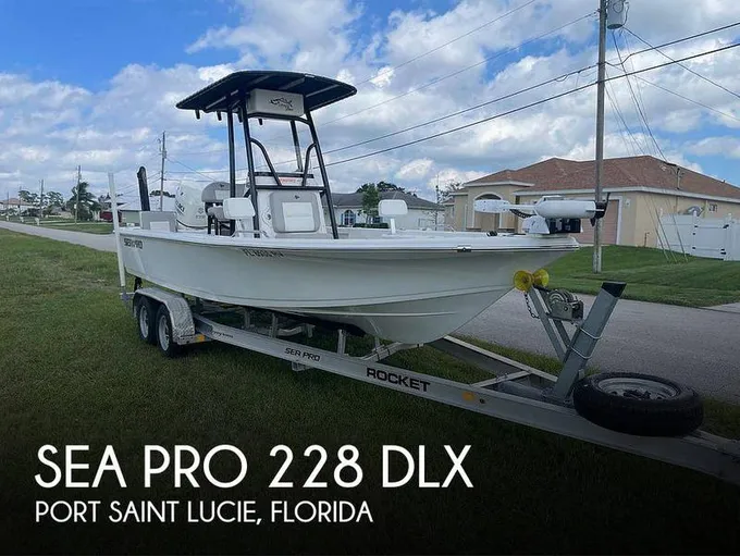 Sea Pro 228 Dlx Center Consoles 2019 for Sale