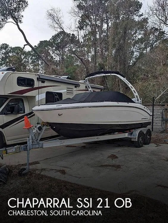 2021 Chaparral 21 SSI OB Boat for Sale