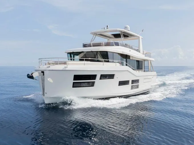 2022 Beneteau Grand Trawler 62 Boat for Sale