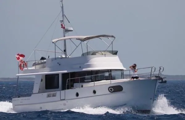 2020 Beneteau Swift Trawler 44 Boat for Sale