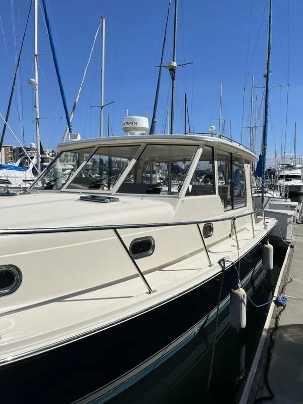 2007 Mainship Boat for Sale