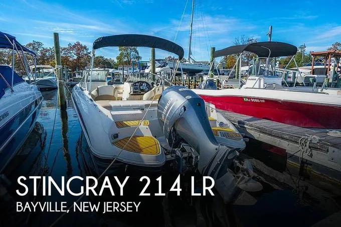 2017 Stingray 214 LR Boat for Sale