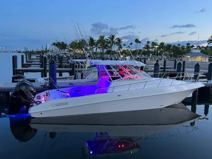 Fountain Powerboats 31 Sportfish Cruiser for Sale