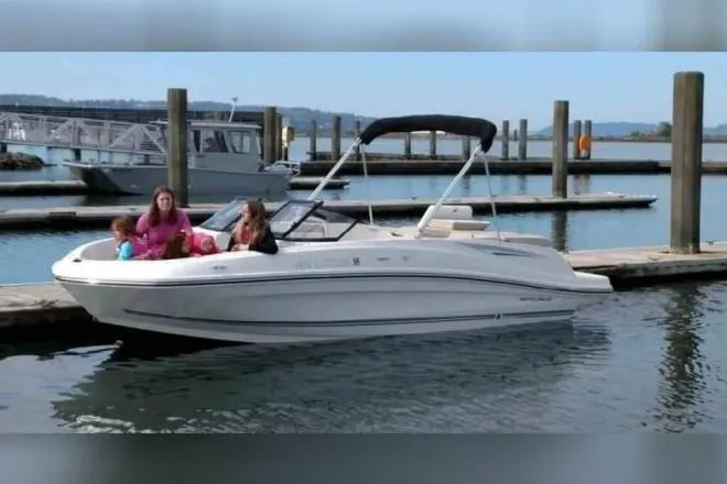 2016 Bayliner VR5 Bowrider for Sale