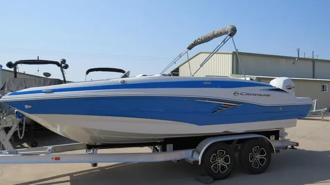 21 foot Crownline E210XS for Sale