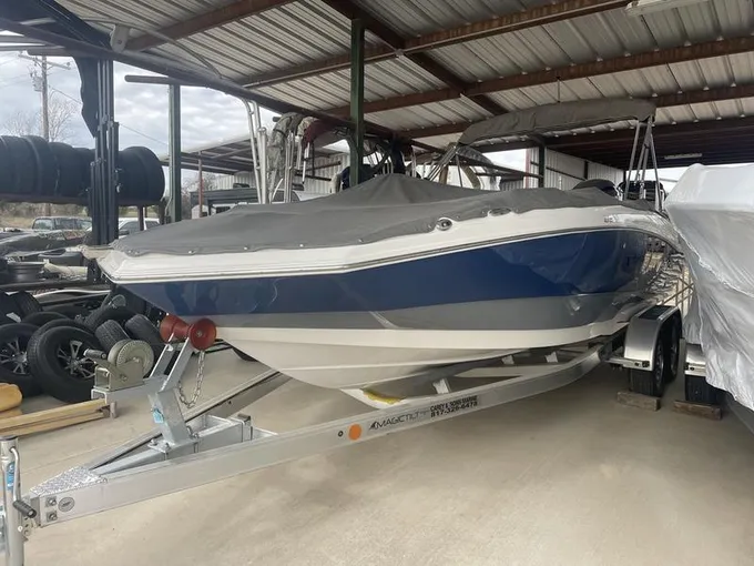 20 foot Nautic Star 203SC for Sale