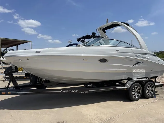 26 foot Crownline 260SS for Sale