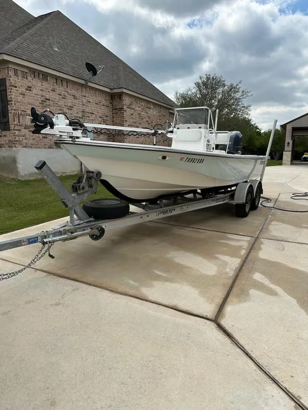 21 foot K2 Marine Meridian 2104 for Sale