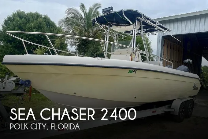 Sea Chaser 2400 CC Offshore Center Consoles 2004 for Sale