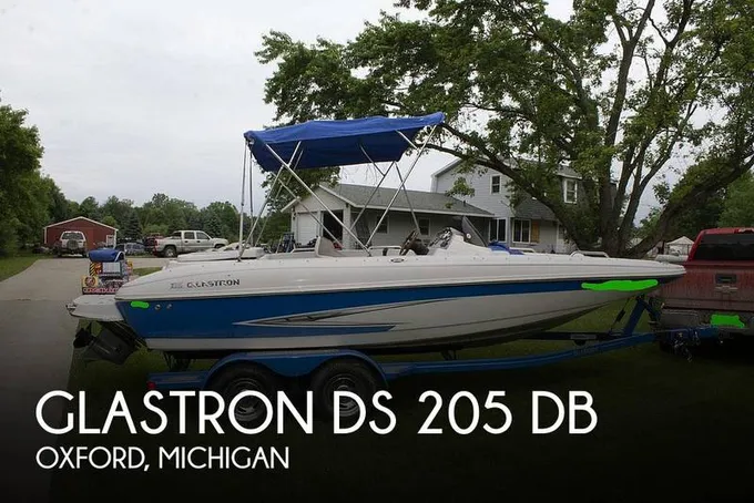 Glastron DS 205 DB Deck Boats 2014 for Sale