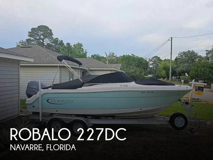 Robalo 227DC Dual Consoles 2019 for Sale