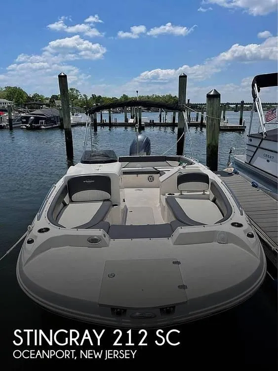 Stingray 212 sc Deck Boats 2018 for Sale