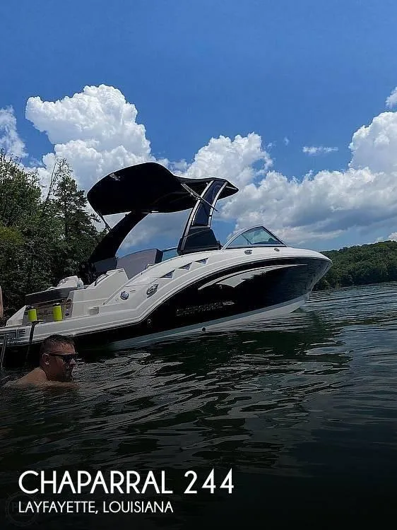 Chaparral Sunsesta 244 Bowriders 2019 for Sale