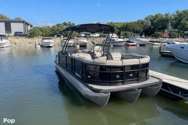 2017 Berkshire 25 RFX for Sale