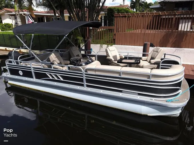 2022 Sun Tracker 22ZLX for Sale