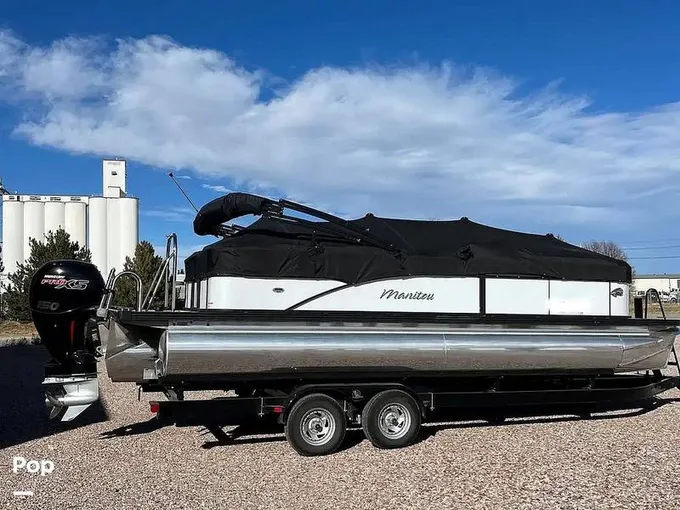 2022 Manitou Boats Aurora LE 230 for Sale