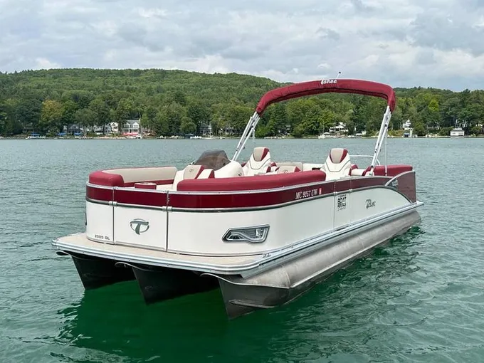 2023 Tahoe 2585 Cascade Quad Lounger for Sale