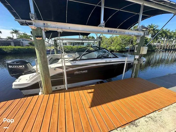 2021 Hurricane 235 SD for Sale