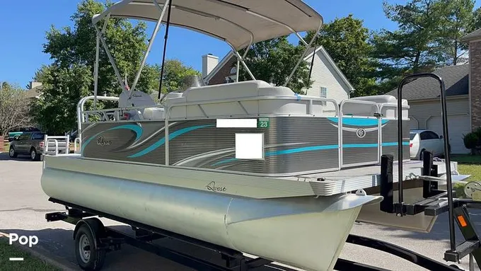 2019 Apex Marine Qwest Adventure Series 818 LANAI CRUISE for Sale
