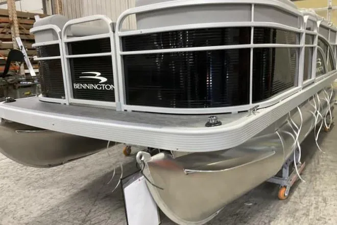 2023 Bennington 168 SVL for Sale