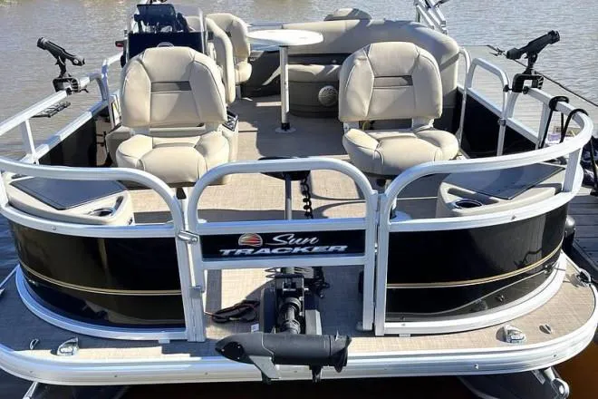 2022 Sun Tracker Bass Buggy 18 dlx for Sale