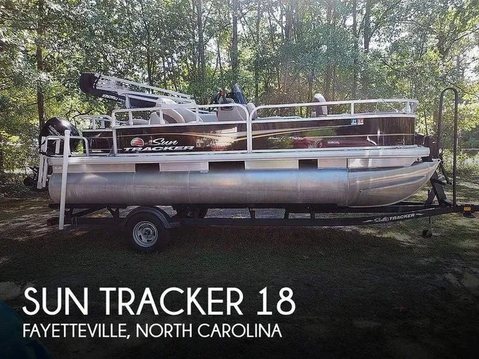 Sun Tracker Bass Buggy 18DLX Pontoon Boats 2021 for Sale
