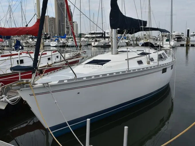 1995 Hunter Legend 35.5 for Sale