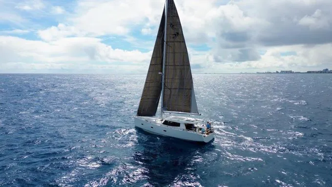2021 Moody Deck Salon 45 for Sale