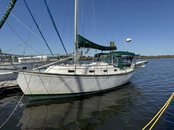 1985 Island Packet Boats 31 for Sale