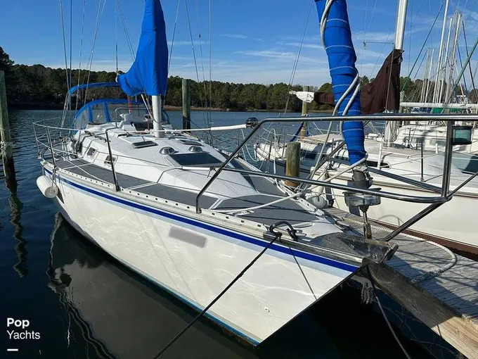 1983 Hunter 34 for Sale