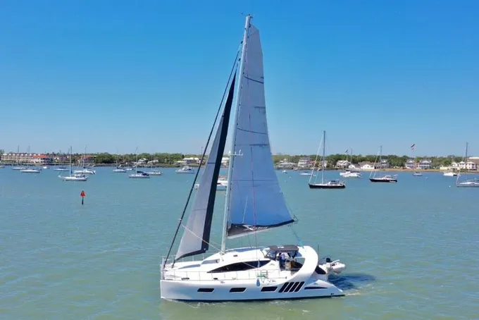 2017 Xquisite Yachts X5 for Sale